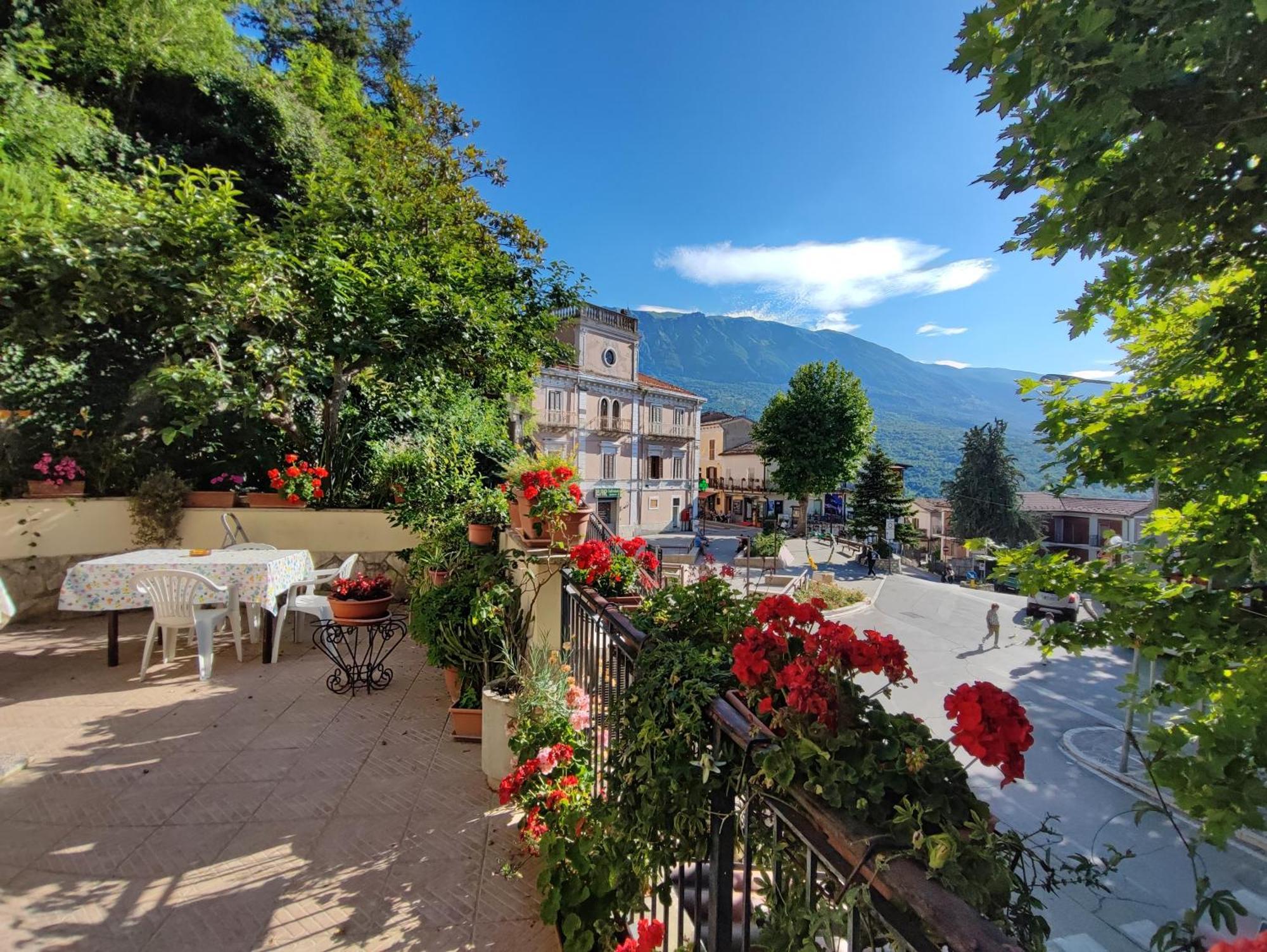 Amoroso'S House, Affittacamere Караманико-Терме Экстерьер фото